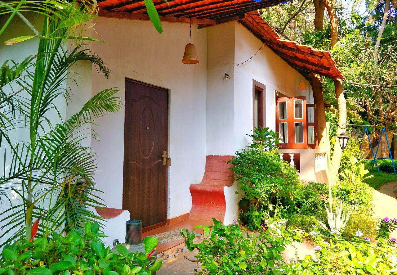 Dona Julia Beach Resort Calangute Dış mekan fotoğraf