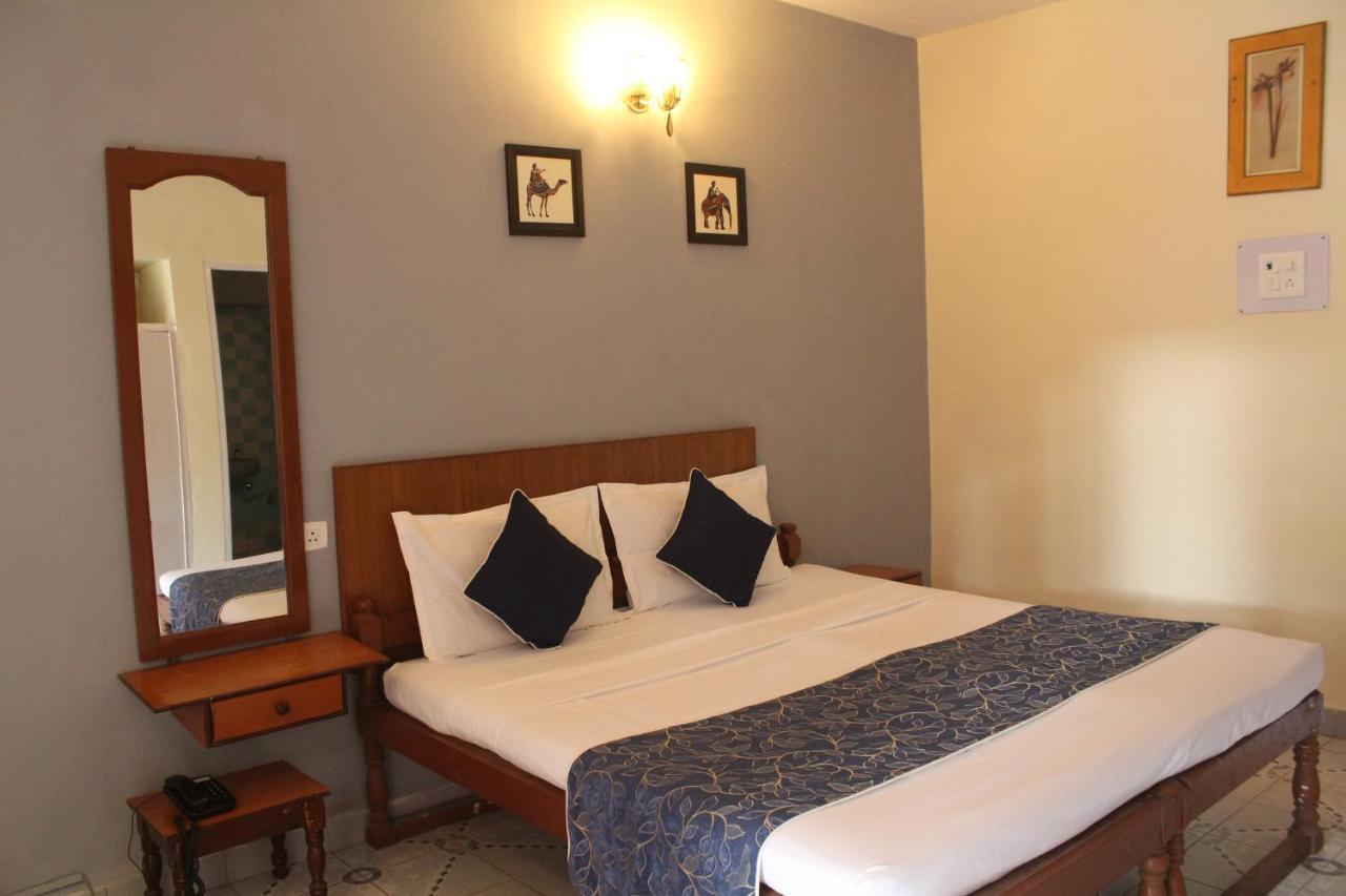 Dona Julia Beach Resort Calangute Dış mekan fotoğraf