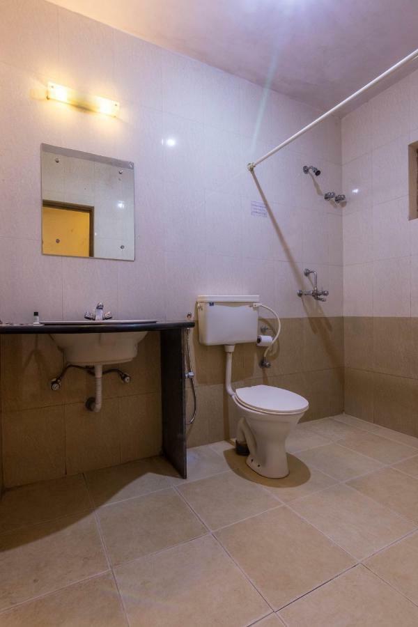 Dona Julia Beach Resort Calangute Dış mekan fotoğraf