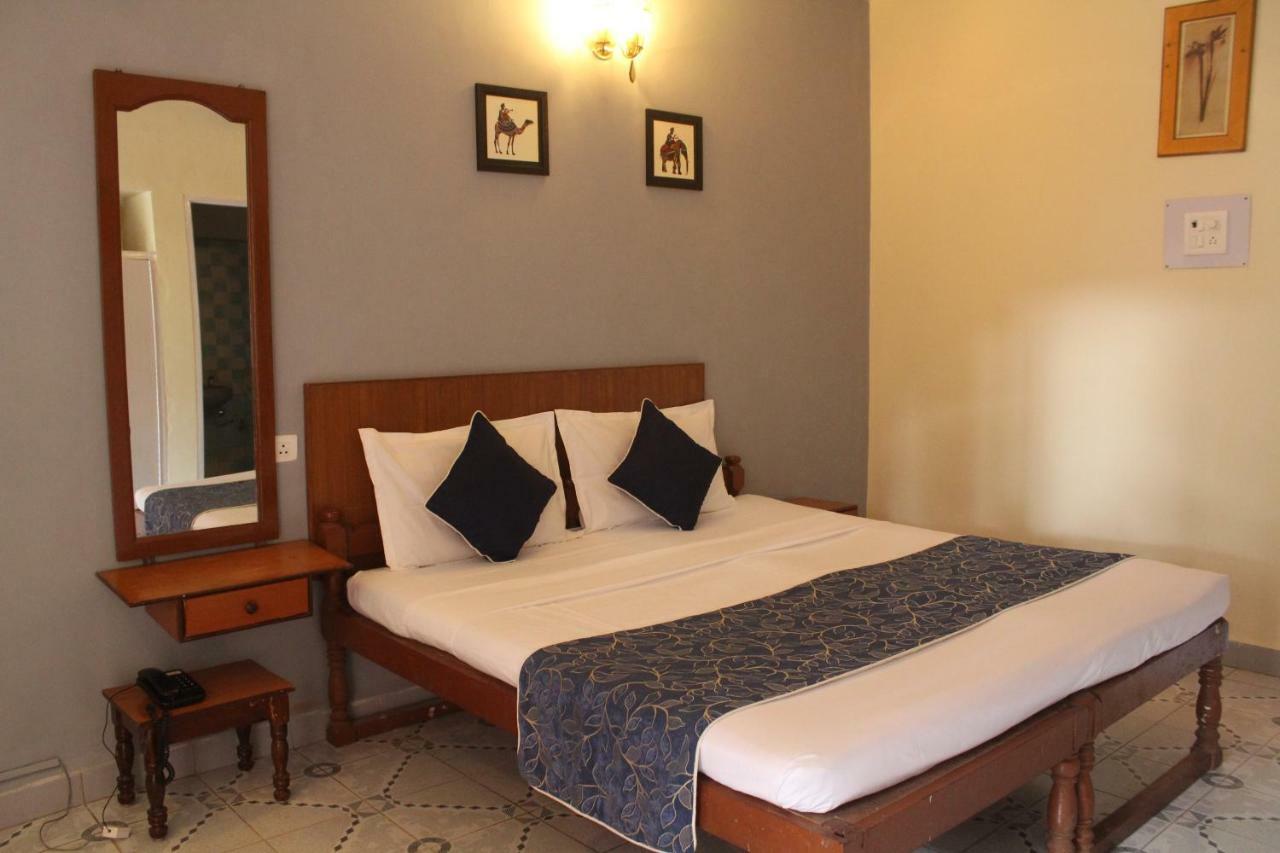 Dona Julia Beach Resort Calangute Dış mekan fotoğraf